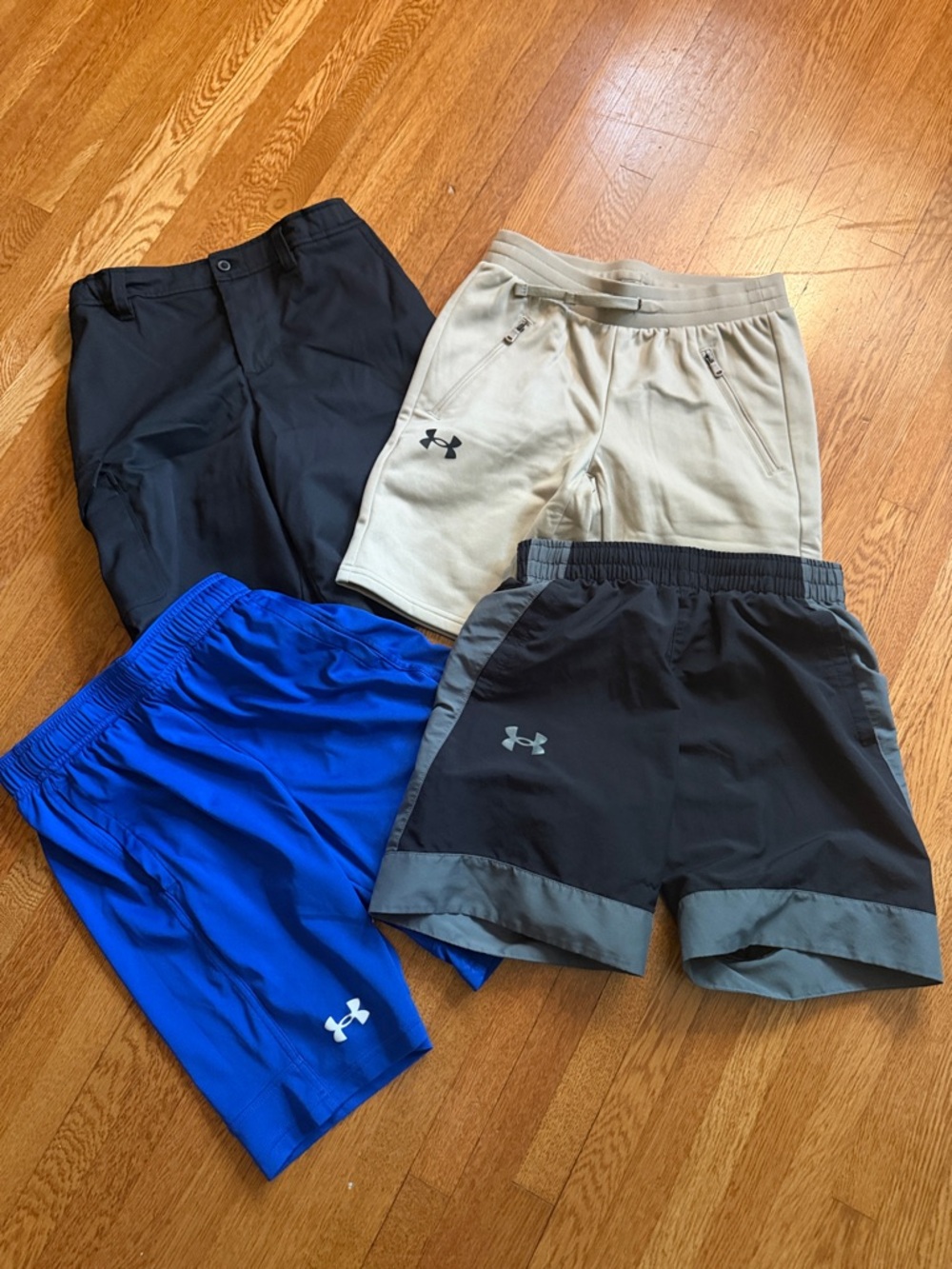 4 pairs of Under Armour boys size medium shorts